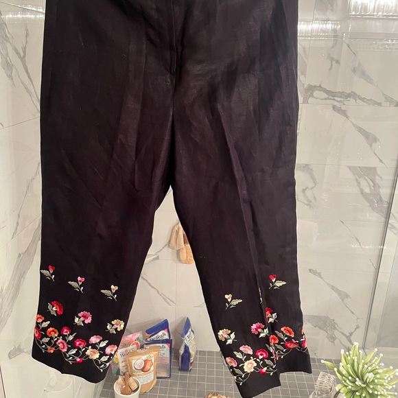 Larry Levine sport stretch embroidered summer pants, size 10 - Picture 12 of 17